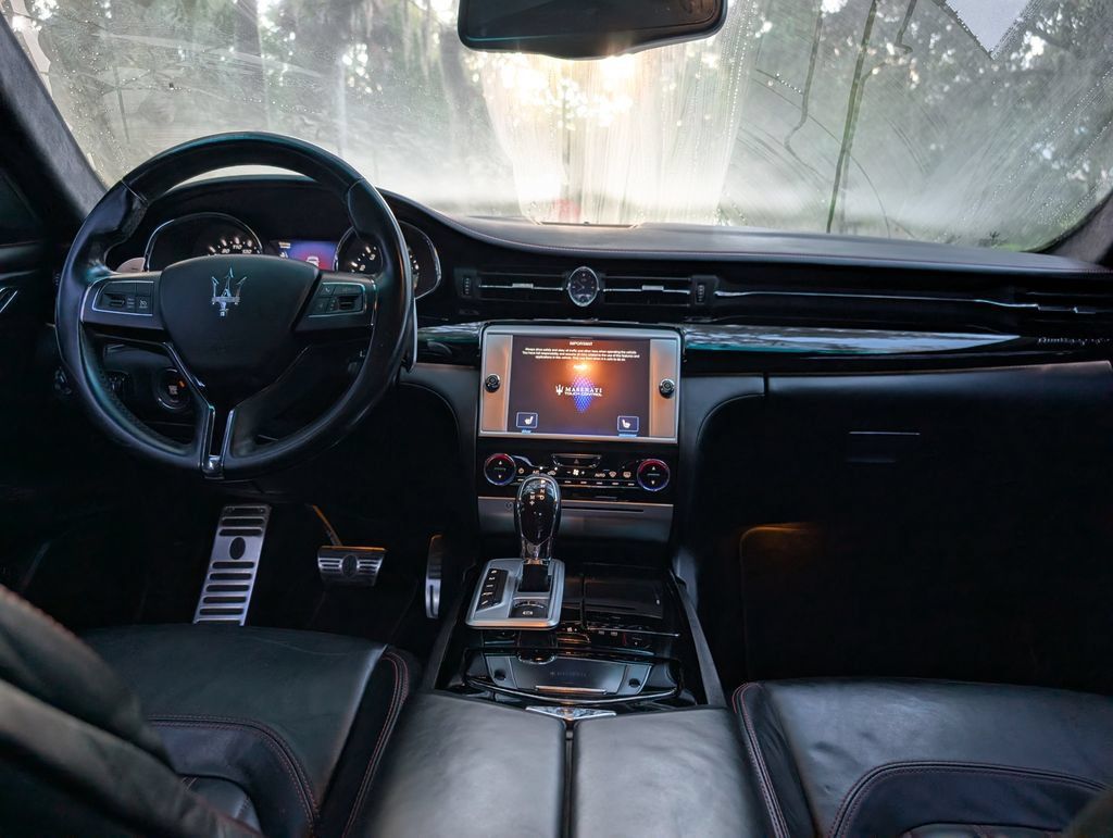 Used 2015 Maserati Quattroporte GTS RWD image 9