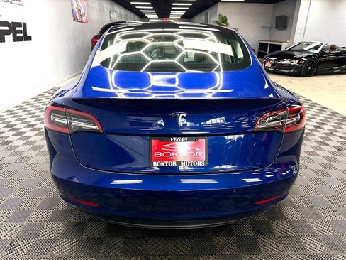 Used 2018 Tesla Model 3 Mid Range RWD image 13