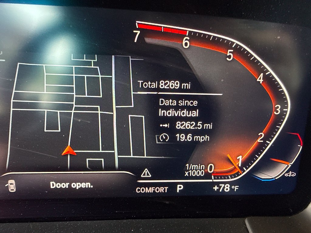 Used 2023 BMW Z4 sDrive30i w/ Convenience Package RWD image 3