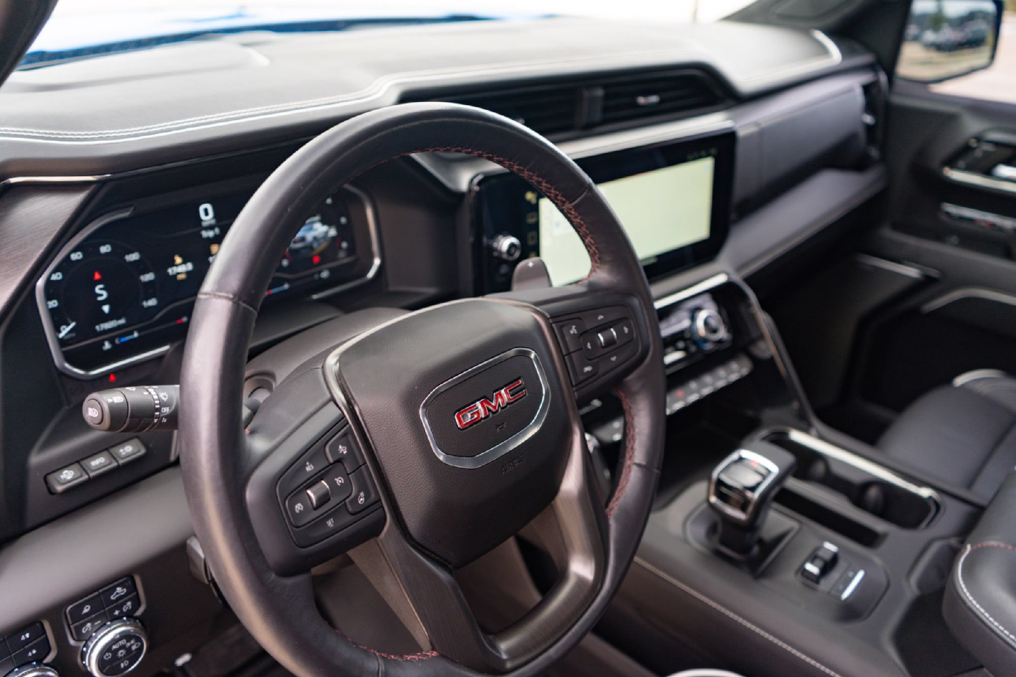 Used 2024 GMC Sierra 1500 AT4X AWD/4WD image 8