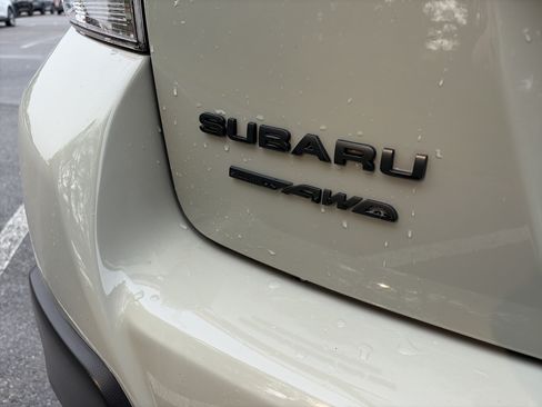 Used 2023 Subaru Crosstrek 2.0i Premium w/ Special Edition AWD/4WD image 9