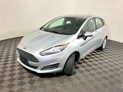 Used 2018 Ford Fiesta S FWD image 9