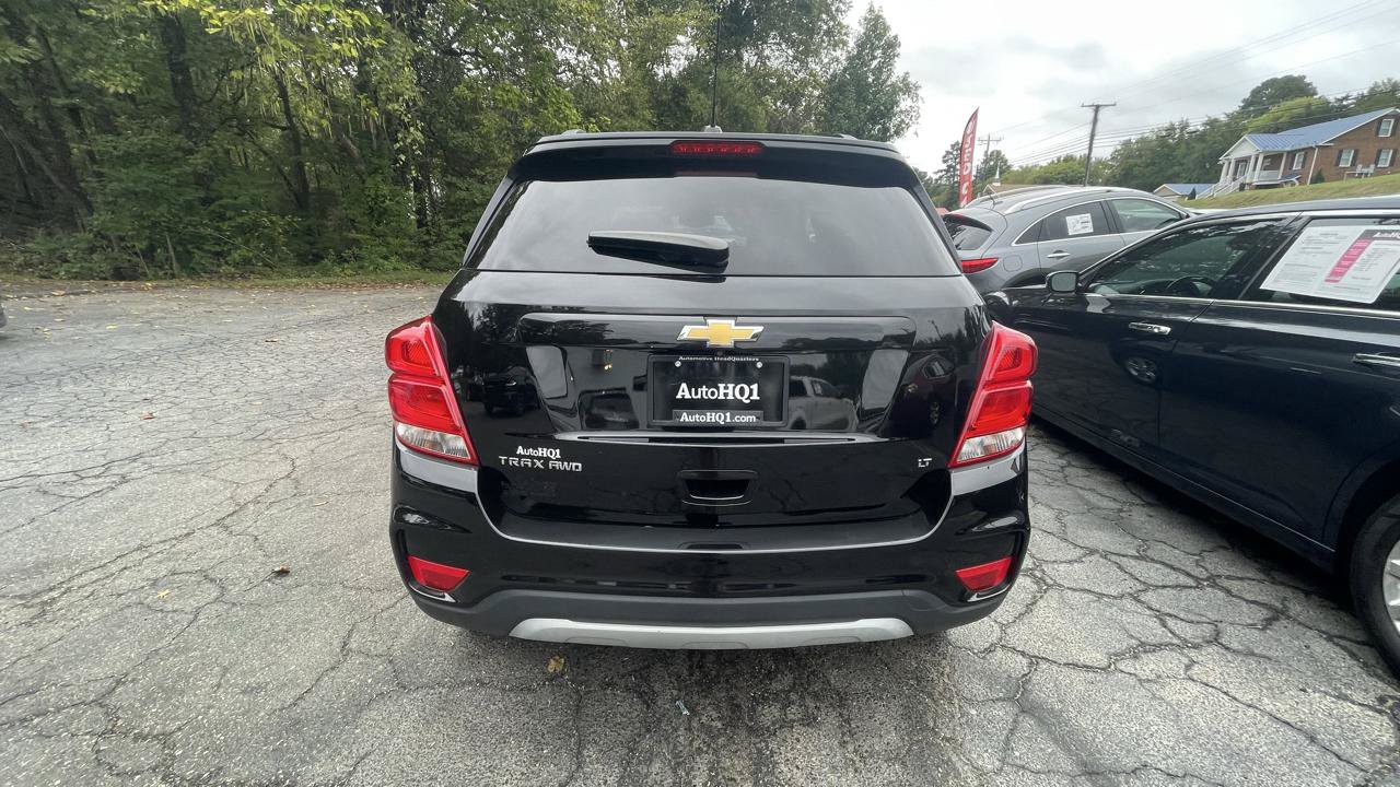 Used 2019 Chevrolet Trax LT w/ LT Convenience Package AWD/4WD image 7