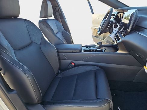 New 2026 Lexus RX 450h AWD image 10