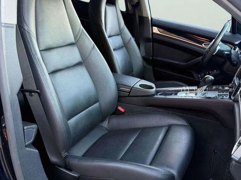 Used 2014 Porsche Panamera 4 image 15