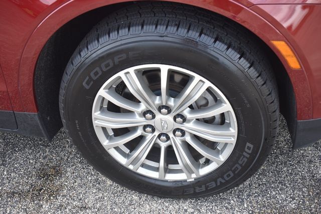 Certified 2018 Cadillac XT5 Luxury w/ Driver Awareness Package AWD/4WD image 11
