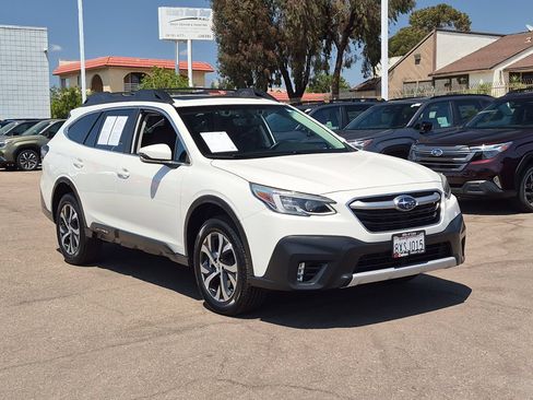 Used 2022 Subaru Outback Limited AWD/4WD image 2