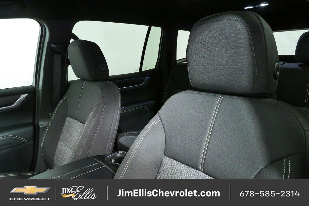 Certified 2025 GMC Acadia Elevation FWD image 6