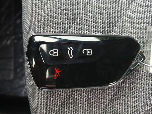 New 2025 Volkswagen Tiguan S image 27