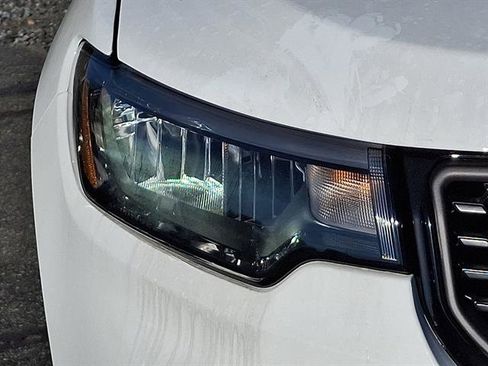 New 2026 Jeep Compass Limited image 6