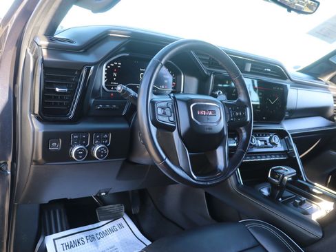 Used 2024 GMC Sierra 1500 AT4X image 15
