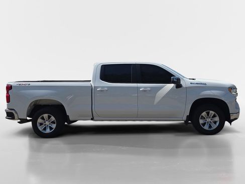 Used 2023 Chevrolet Silverado 1500 LT AWD/4WD image 6