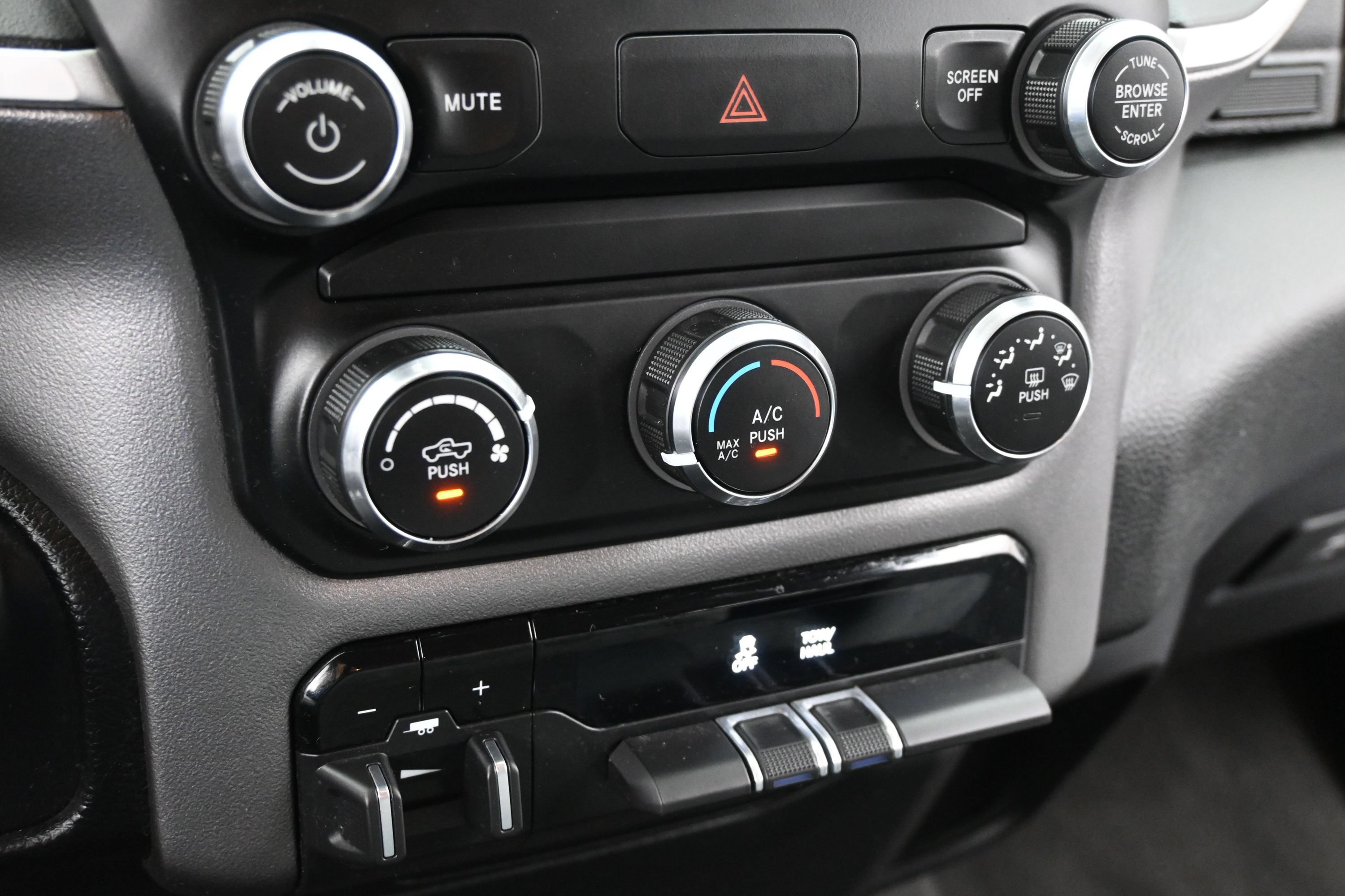 Used 2020 RAM 1500 Lone Star RWD image 19