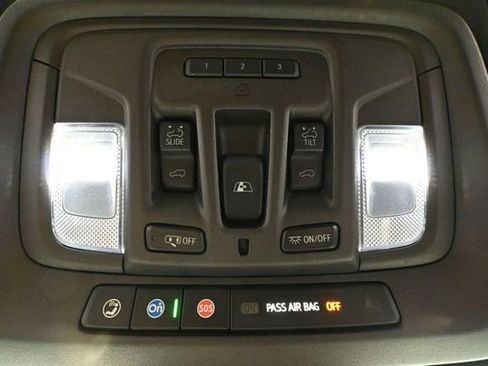 Used 2023 Chevrolet Silverado 1500 High Country w/ High Country Premium Package image 42