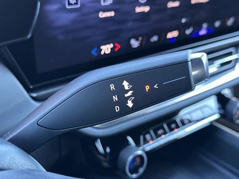 New 2026 Chevrolet Equinox EV LT image 19