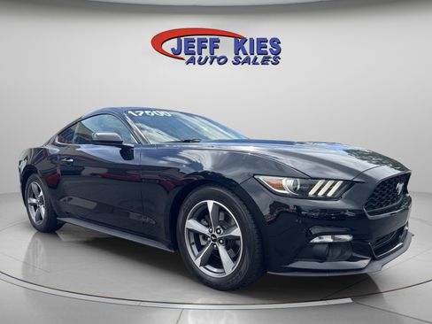 Used 2016 Ford Mustang Coupe w/ Equipment Group 051A RWD image 3