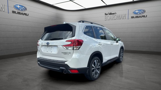 Used 2023 Subaru Forester Limited AWD/4WD image 5