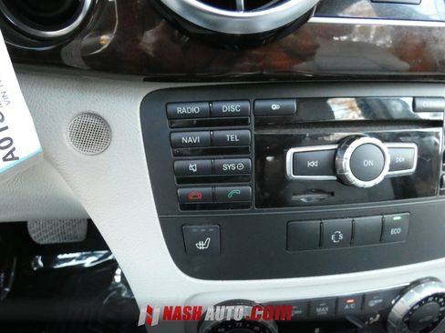 Used 2013 Mercedes-Benz GLK 350 4MATIC image 47