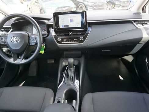 Used 2024 Toyota Corolla LE image 6