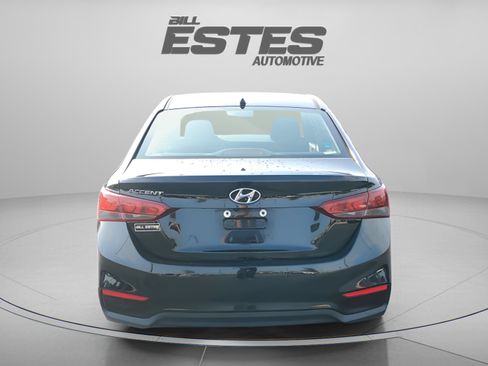 Used 2020 Hyundai Accent SE FWD image 3