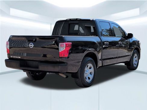 Used 2019 Nissan Titan S w/ S Utility Package image 5