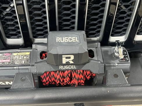 Used 2020 Jeep Gladiator Overland image 10