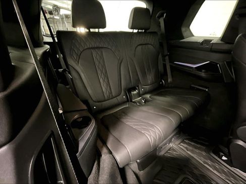 Certified 2023 BMW X7 M60i image 27
