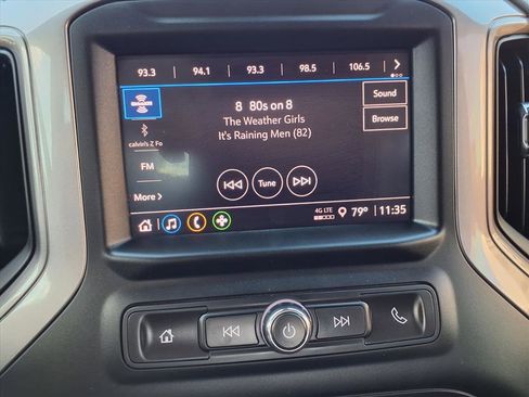 Used 2023 Chevrolet Silverado 1500 Custom image 6