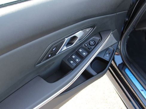 New 2026 BMW 330i xDrive Sedan w/ M Sport Package image 27