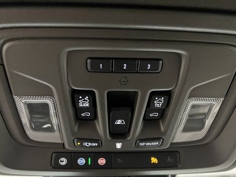 Used 2023 GMC Sierra 1500 Denali w/ Denali Reserve Package image 38