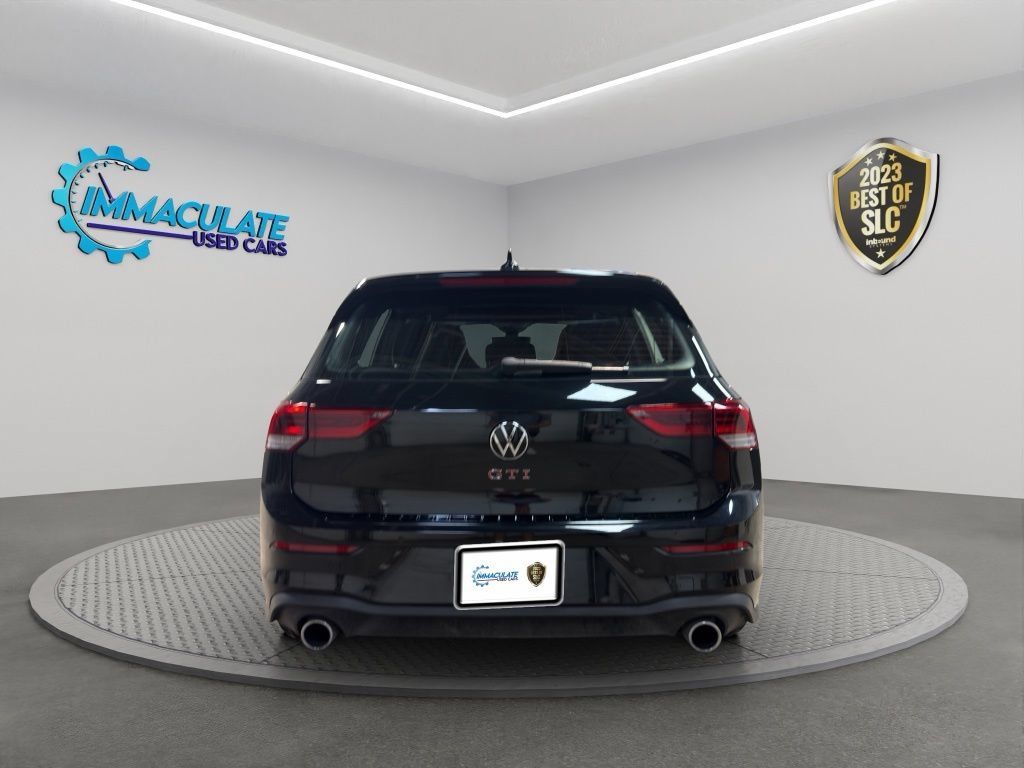 Used 2024 Volkswagen GTI SE FWD image 4