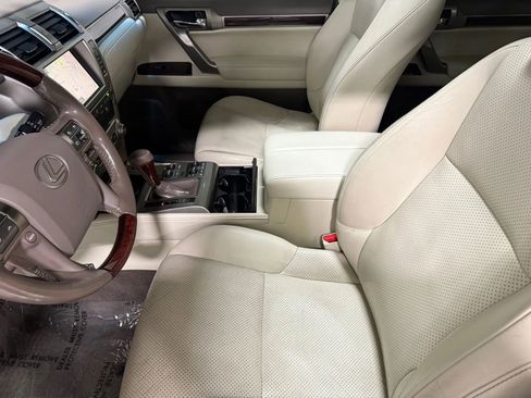 Used 2017 Lexus GX 460 Luxury image 15