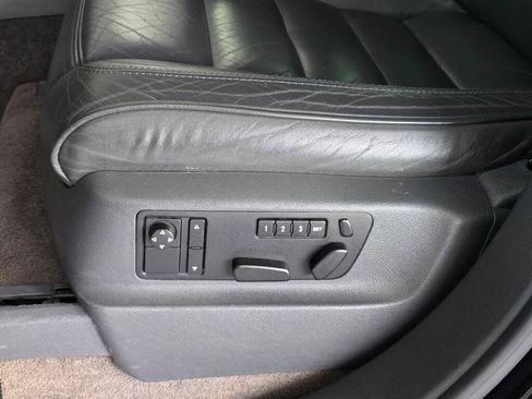 Used 2004 Volkswagen Touareg V8 AWD/4WD image 21