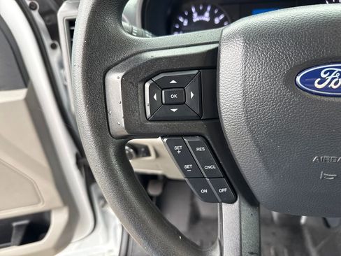 Used 2022 Ford F250 XL w/ Power Equipment Group image 15