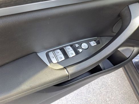 Used 2024 BMW X3 sDrive30i w/ Convenience Package image 17