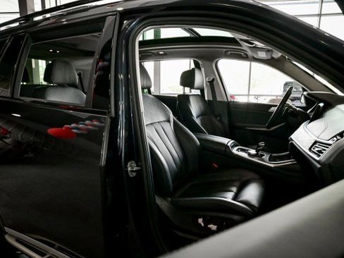 Used 2022 BMW X7 xDrive40i w/ Premium Package image 33