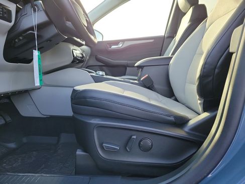 New 2026 Ford Escape SE image 17