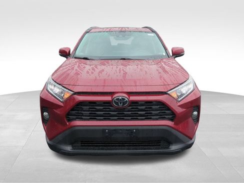 Used 2019 Toyota RAV4 XLE w/ All Weather Liner Package image 9