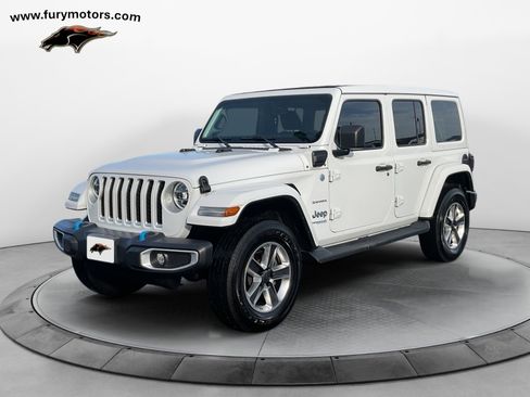 Used 2022 Jeep Wrangler Unlimited Sahara w/ Cold Weather Group image 7