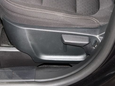 Used 2025 Ford Escape Active AWD/4WD image 14
