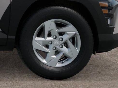 New 2027 Hyundai Kona SE AWD/4WD image 11