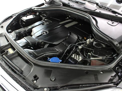 Used 2017 Mercedes-Benz GLE 400 4MATIC image 78