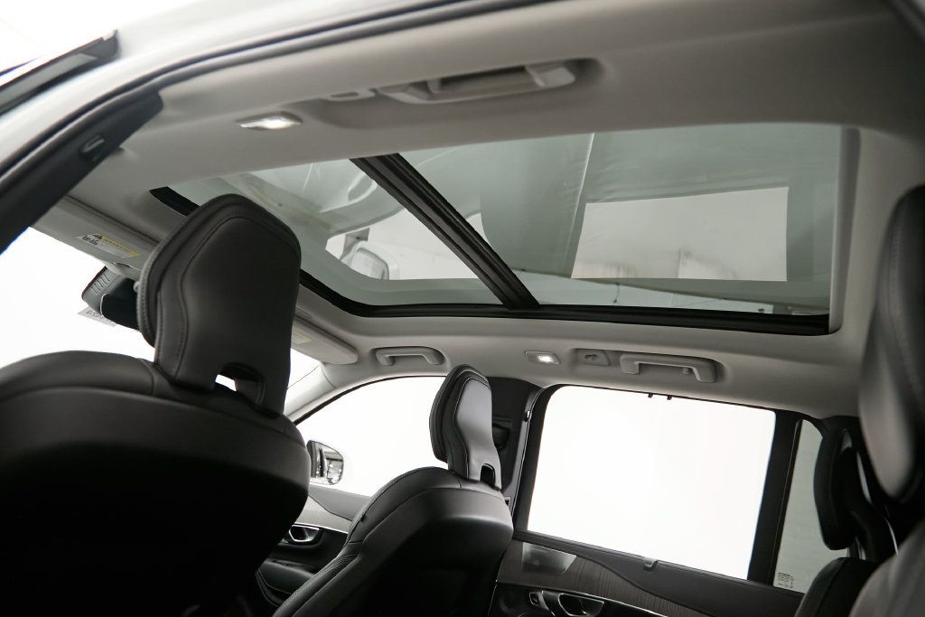 Certified 2024 Volvo XC90 B6 Ultimate AWD/4WD image 23