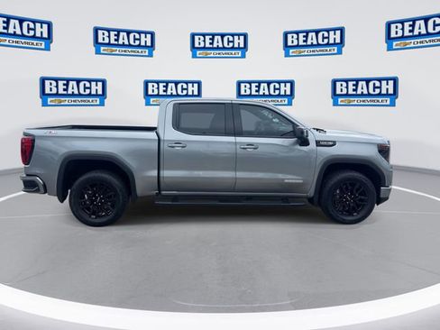 Used 2025 GMC Sierra 1500 Elevation w/ Elevation Premium Package AWD/4WD image 9