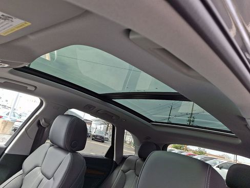 Certified 2023 Audi Q5 2.0T Premium Plus image 20