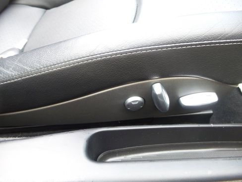 Used 2005 Porsche Boxster S image 34