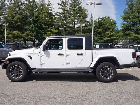 Used 2023 Jeep Gladiator Overland AWD/4WD image 14