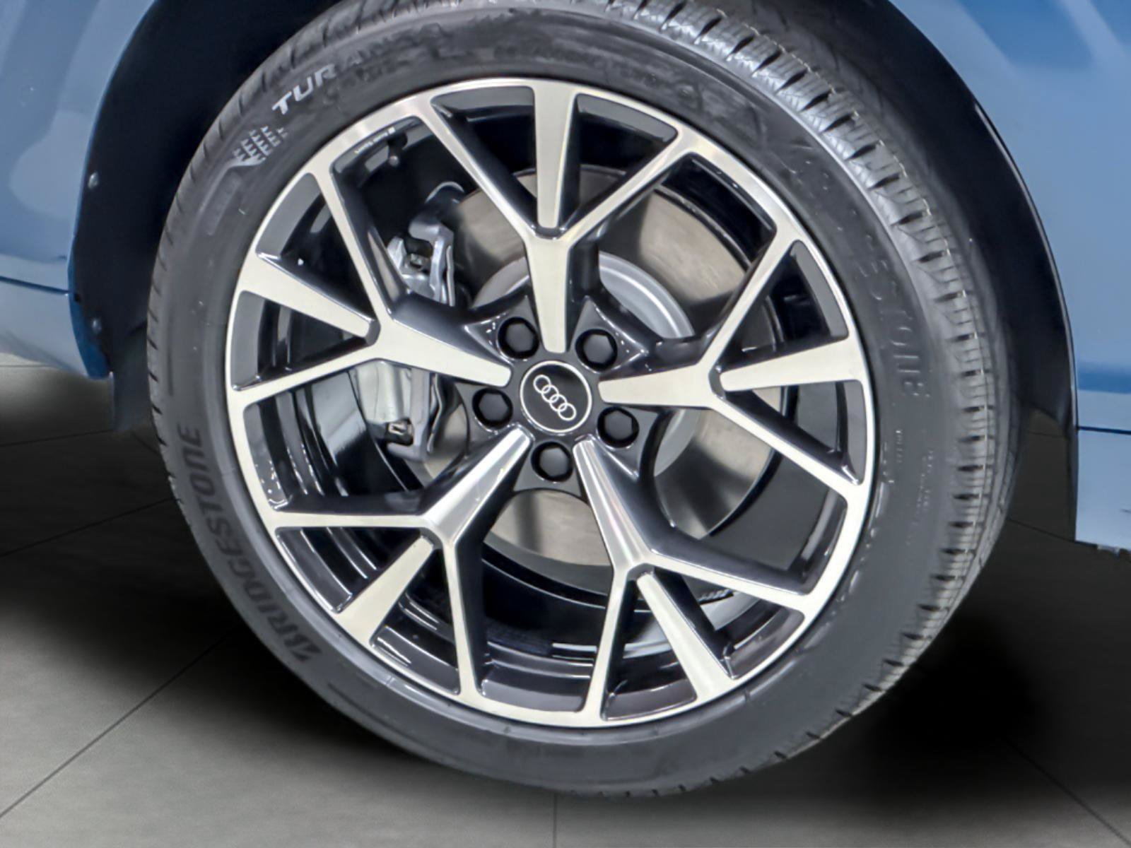 New 2026 Audi Q3 quattro 2.0T AWD/4WD image 25
