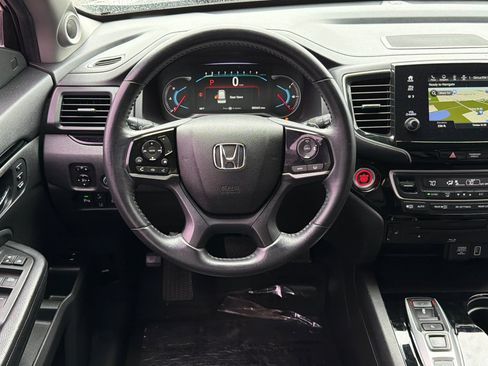 Used 2019 Honda Pilot Touring image 13