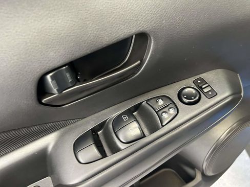 Used 2025 Nissan Kicks Play S FWD image 16